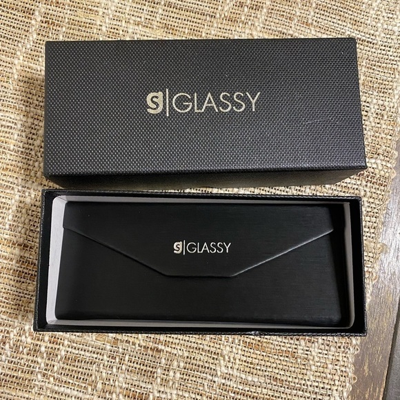 GLASSY FOLDABLE GLASSES CASE AND BOX - Picture 7 of 11